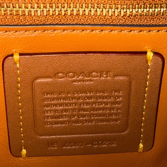 Coach Harley Shoulder Bag 23 Patchwork Rare HTF - Picture 8 of 13